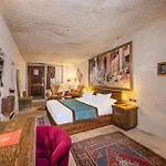Cappa Via Cave Hotel