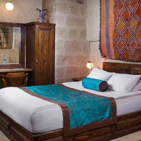 Cappa Via Cave * Ουργκούπ