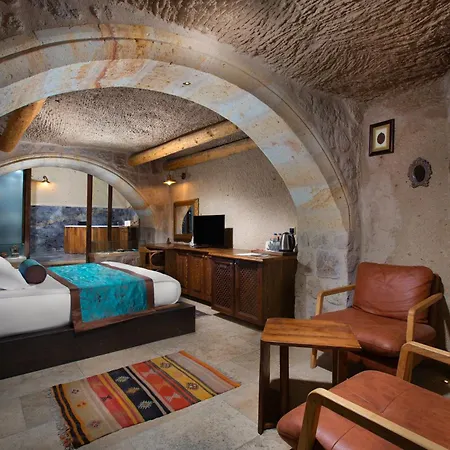 Cappa Via Cave * Ουργκούπ