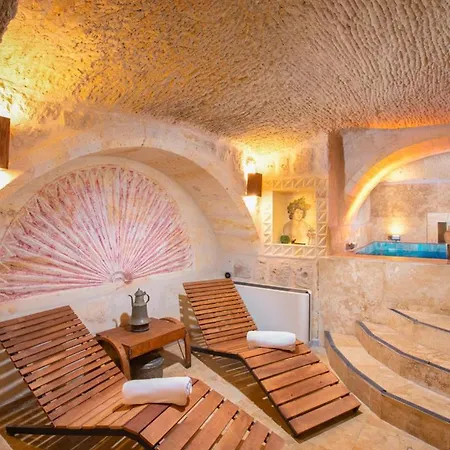 Cappa Via Cave Ürgüp