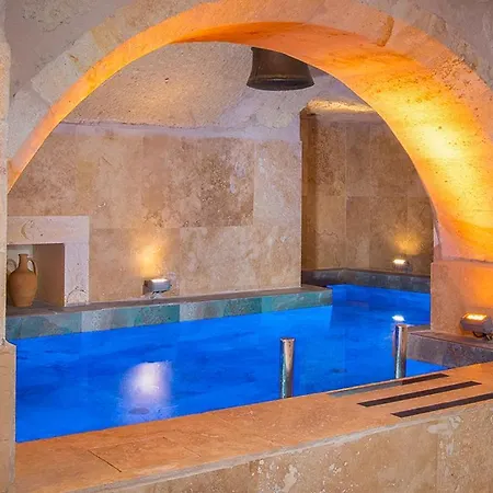Cappa Via Cave Hotel