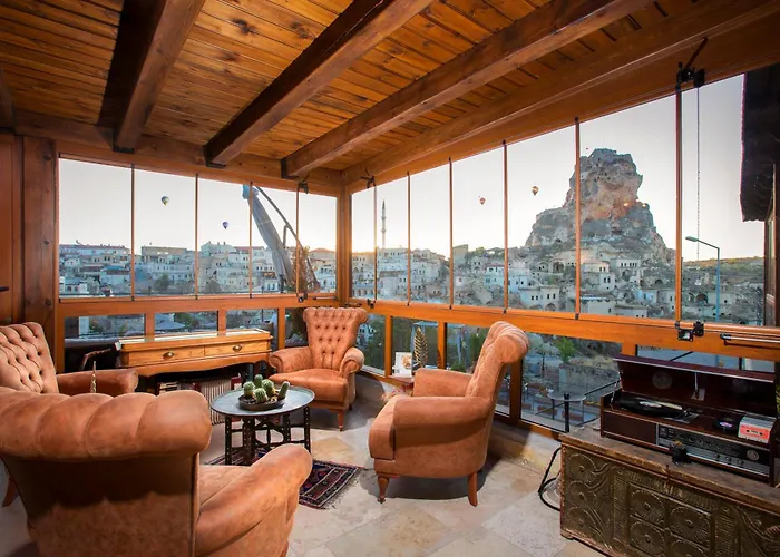 Cappa Via Cave Ürgüp