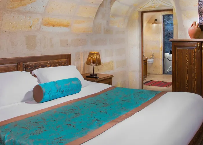 Cappa Via Cave Hotel