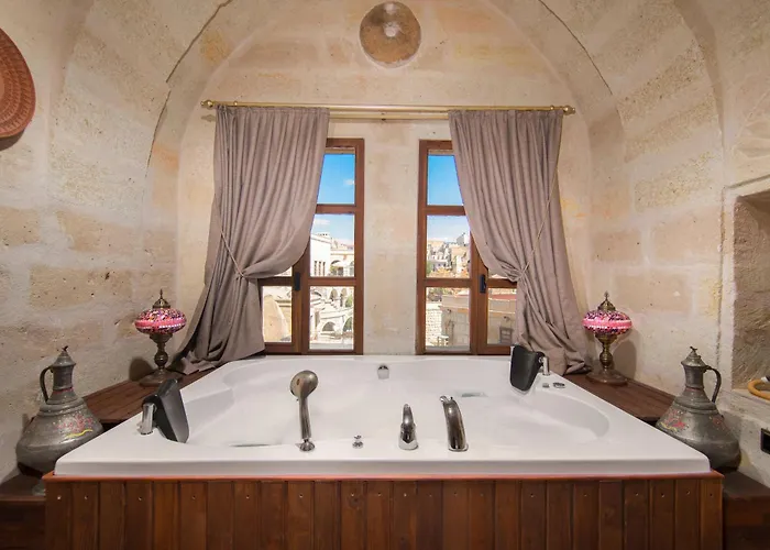 Cappa Via Cave * Urgup