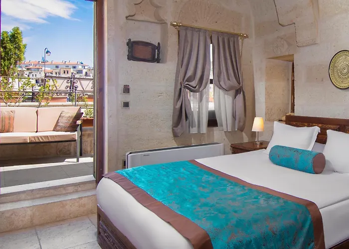 Cappa Via Cave Ürgüp