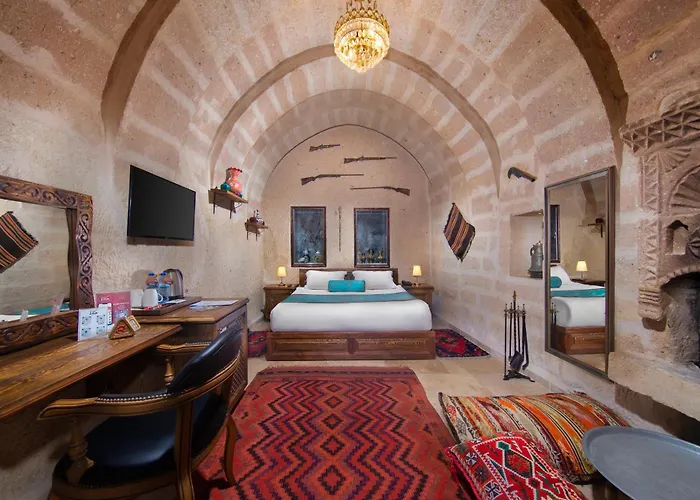 Cappa Via Cave Ürgüp