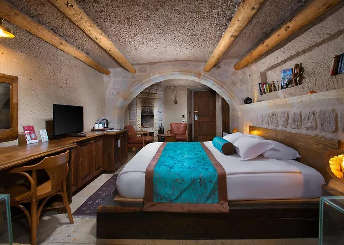 Cappa Via Cave Hotel *